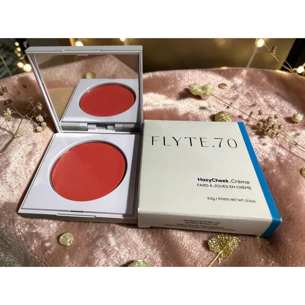 Flyte.70 - HazyCheek Creme Blush - Shade "Heartbreaker" - *NIB*